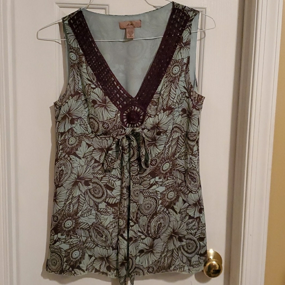 Gorgeous floral blouse